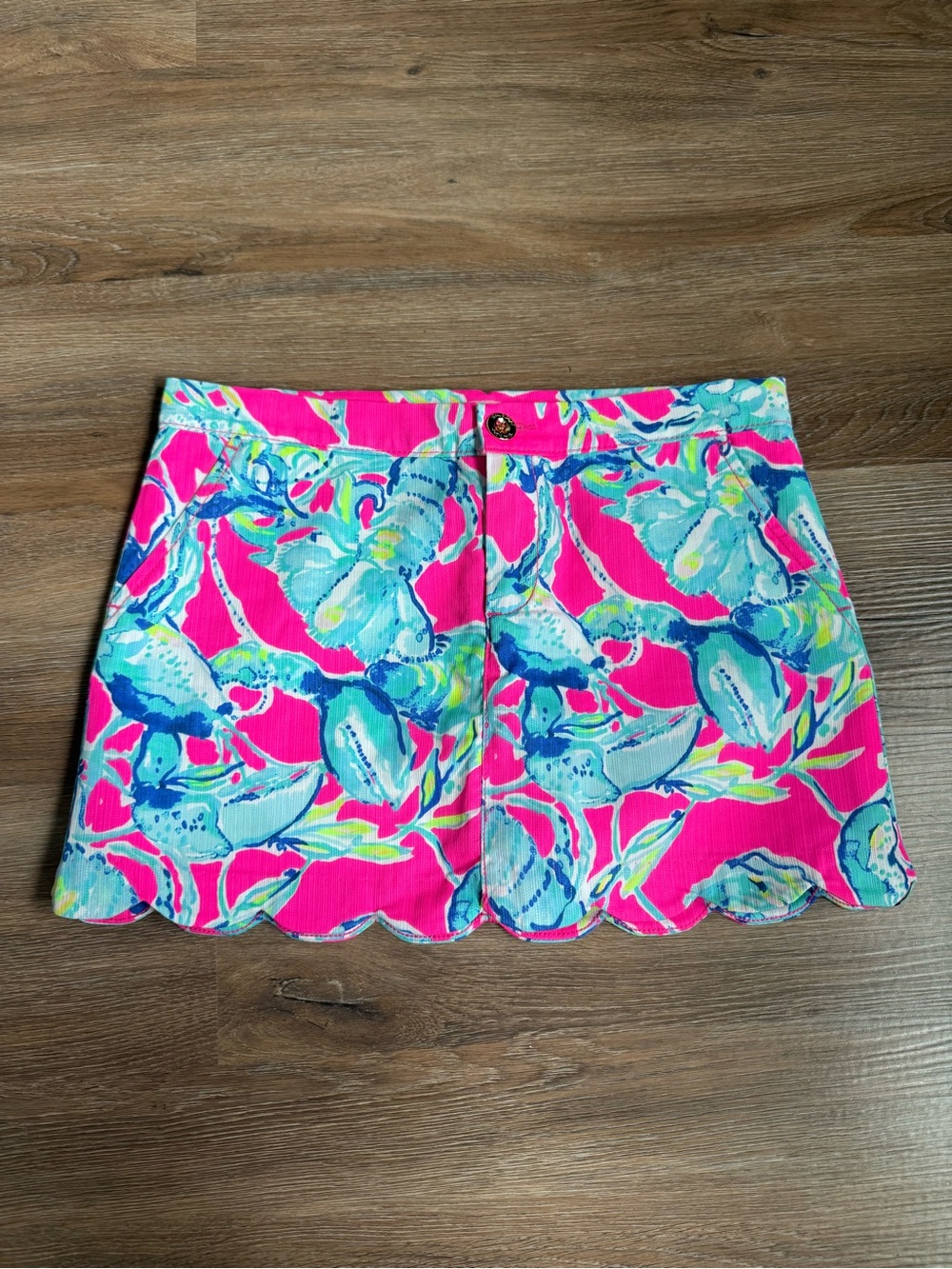 Lily Pulitzer Scalloped Hem Floral Shorts